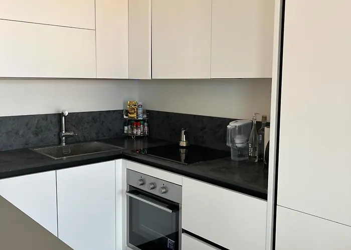 Your Private Skyview Appartement *